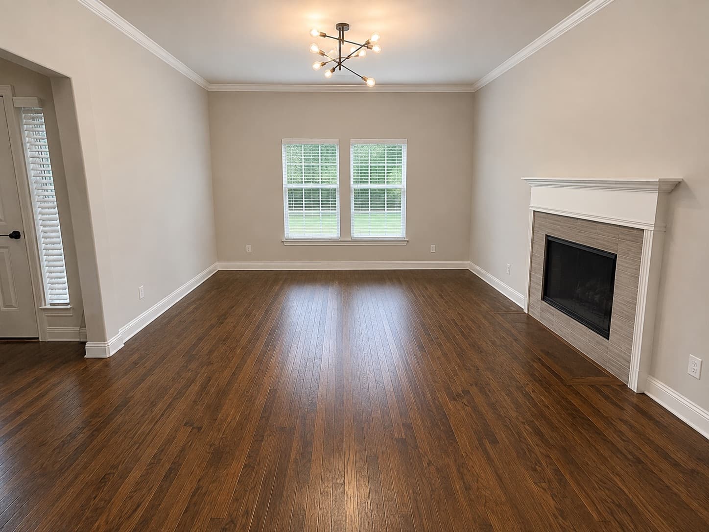 Empty Living Room — before